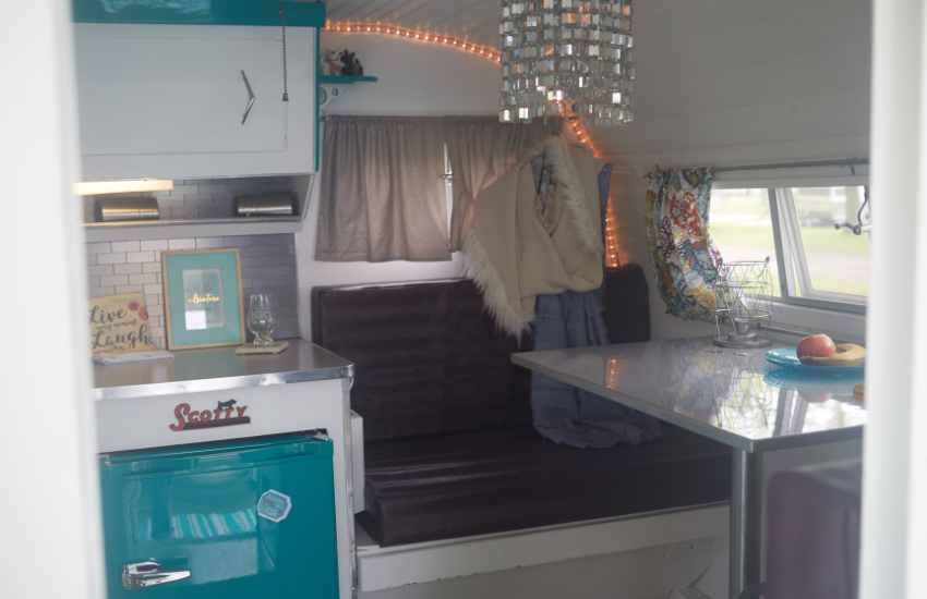 Camper Decor Ideas#21 Retro camper decor in a vintage Scotty travel trailer.